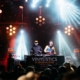 "DJ με βινύλια σε γάμο, δημιουργεί μοναδική ατμόσφαιρα με αυθεντική μουσική εμπειρία
