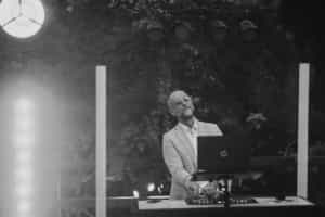 Greece – premium entertainment Nikos Seitanidis, Wedding DJ και vinyl jockey, Κατερίνη