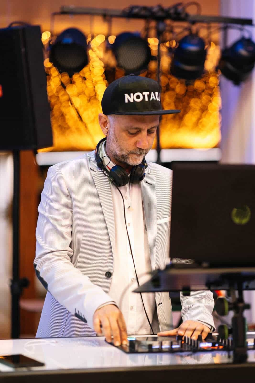 Wedding DJ Greece – premium entertainment